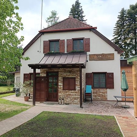 Hétházpuszta Erdészlak Hotel Isztimer Exterior foto